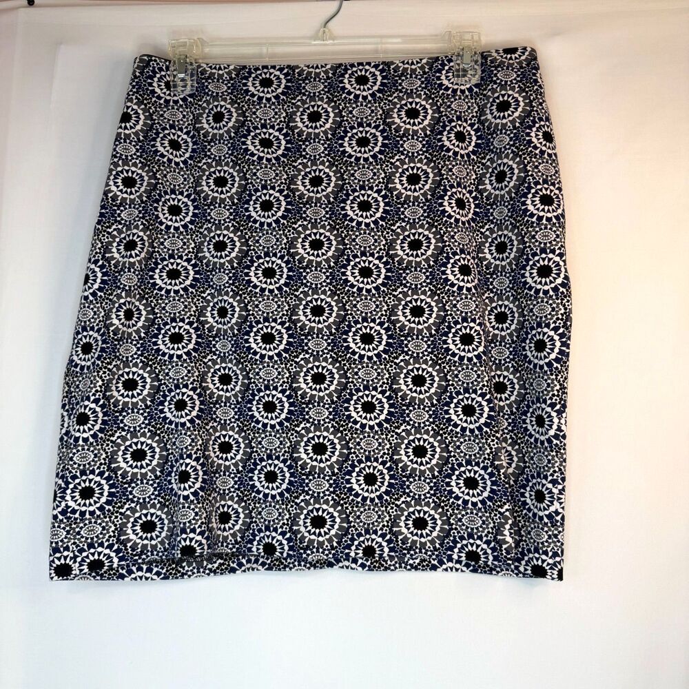 Size 16 Ann Taylor Medallion Print Pencil Skirt Cotton Blend Navy White
